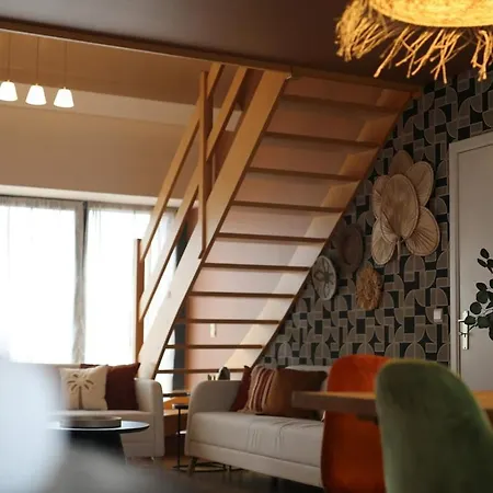 Le Cosy Duplex 8p 아파트